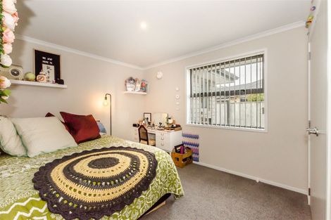 Photo of property in 14 Pearson Place, Paraparaumu, 5032