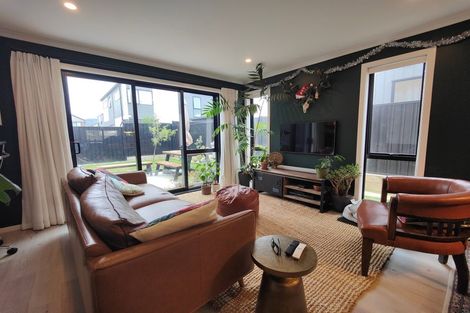 Photo of property in 3 Balmerino Lane, Wallaceville, Upper Hutt, 5018