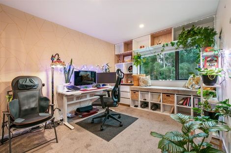 Photo of property in 11 Kaimai Avenue, Massey, Auckland, 0614