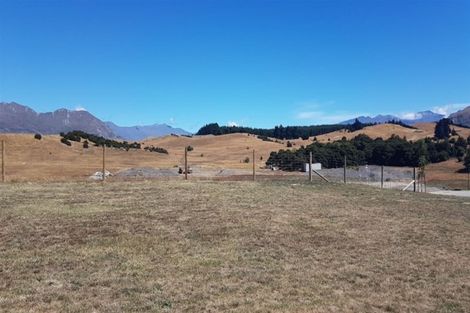 Photo of property in 59 Mount Nicholas Avenue, Wanaka, 9305