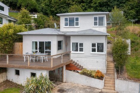 Photo of property in 30a Ravenswood Road, Saint Clair, Dunedin, 9012