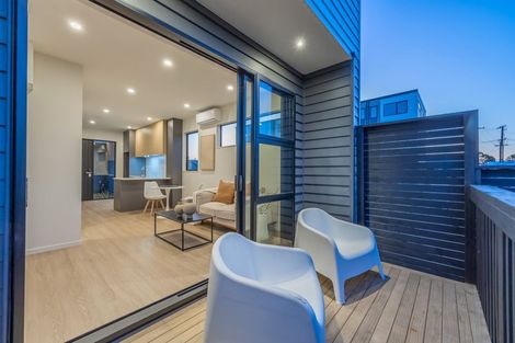 Photo of property in 2/1 Cape Road, Mangere, Auckland, 2022