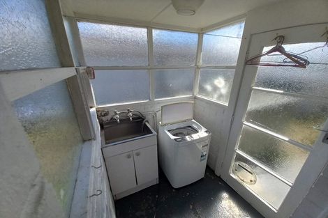 Photo of property in 2/83 Symonds Street, Royal Oak, Auckland, 1061