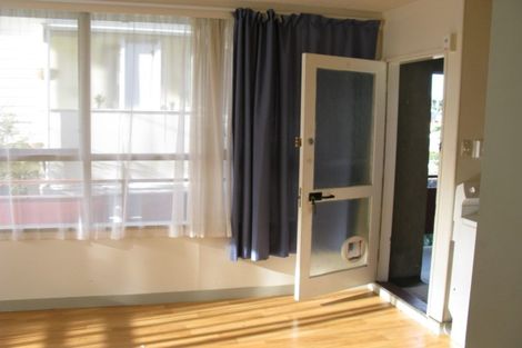 Photo of property in 8/4 Kenwyn Terrace, Newtown, Wellington, 6021