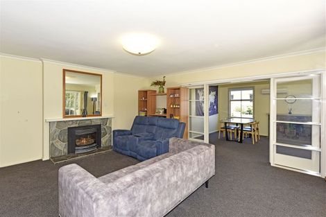 Photo of property in 10 Guinness Crescent, Ilam, Christchurch, 8041