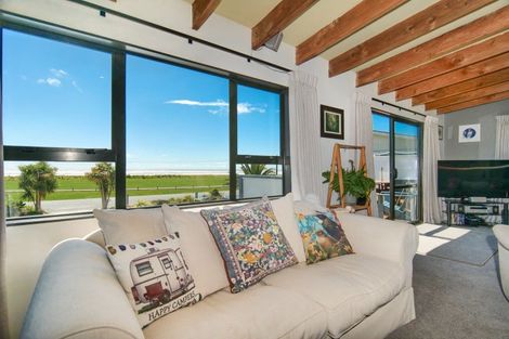 Photo of property in 5 Marine Parade, Carters Beach, Westport, 7825