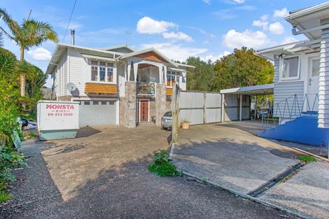 Photo of property in 6 Wellesley Road, Mangere Bridge, Auckland, 2022