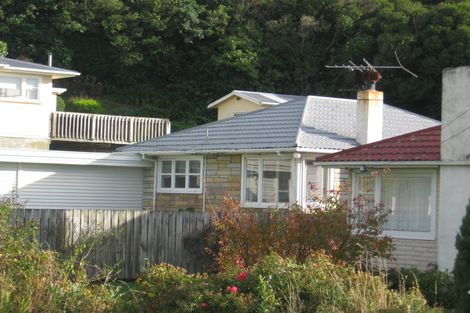 Photo of property in 72 Broderick Road, Johnsonville, Wellington, 6037