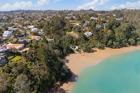 Photo of property in 2 Koki Road, Greenhithe, Auckland, 0632