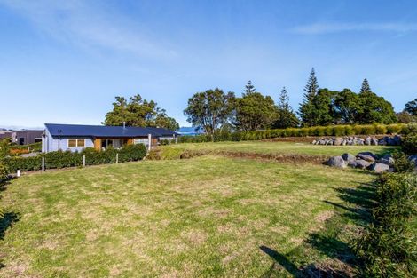Photo of property in 15 Kotare Drive, Waiwhakaiho, New Plymouth, 4312