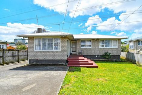 Photo of property in 90 Clayton Avenue, Otara, Auckland, 2023