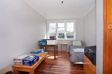 Photo of property in 13 Ward Street, Bulls, 4818