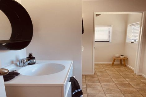 Photo of property in 36 Motiti Road, Papamoa Beach, Papamoa, 3118