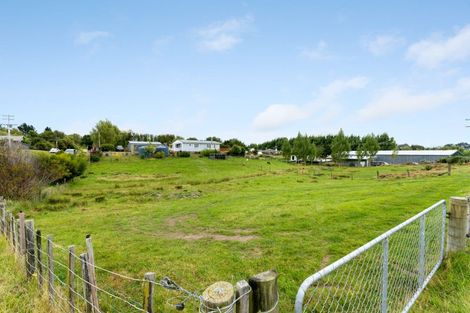 Photo of property in 42 Hastings Street, Halcombe, Feilding, 4779