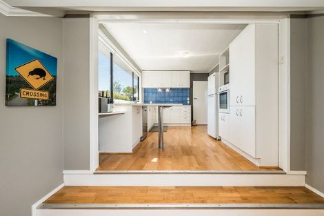 Photo of property in 83 Martin Road, Paraparaumu Beach, Paraparaumu, 5032