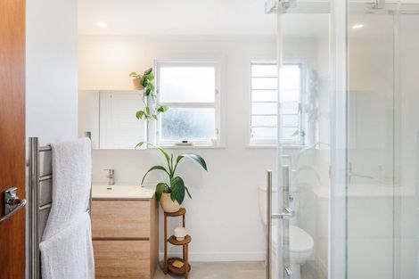 Photo of property in 98 Lethbridge Street, Feilding, 4702