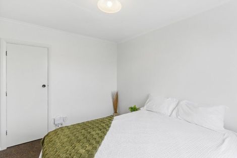 Photo of property in 96 Main Road, Titahi Bay, Porirua, 5022