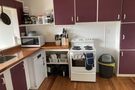 Photo of property in 18a Titoki Road, Waikanae Beach, Waikanae, 5036