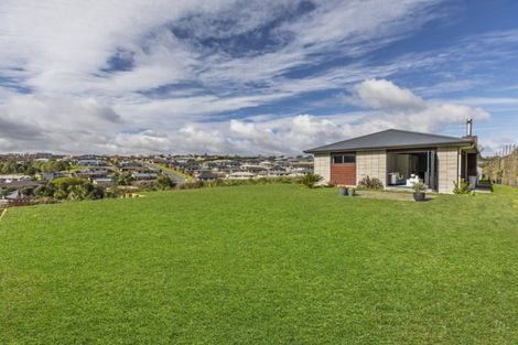 Photo of property in 8 Southill Way, Pyes Pa, Tauranga, 3112