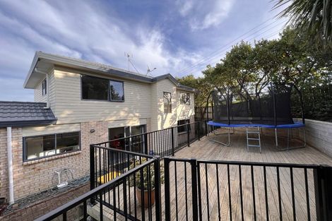 Photo of property in 31 Greenview Lane, Red Beach, 0932