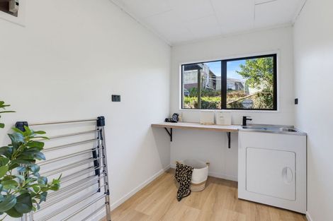 Photo of property in 16 Kaiwaka-mangawhai Road, Kaiwaka, 0975