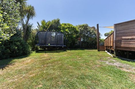 Photo of property in 5d Tui Grove, Oakura, 4314