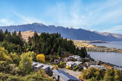 Photo of property in 2 Vancouver Drive, Queenstown, 9300