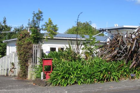 Photo of property in 13 Beacon Avenue, Campbells Bay, Auckland, 0630