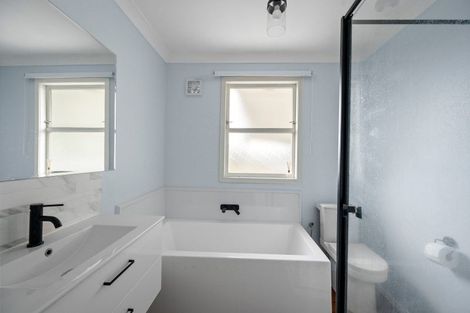 Photo of property in 702a Murdoch Road East, Akina, Hastings, 4122