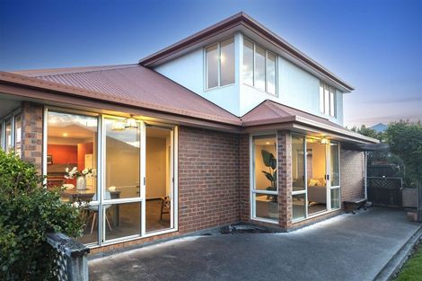 Photo of property in 2 Rosefield Lane, Northcote, Christchurch, 8052