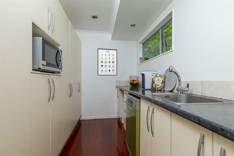 Photo of property in 1/40 Beulah Avenue, Rothesay Bay, Auckland, 0630