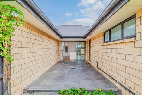 Photo of property in 8 Murfitt Street, Pegasus, 7612