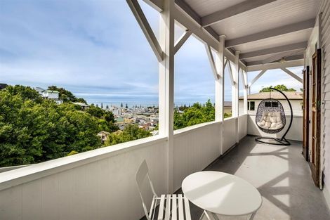 Photo of property in 11a Colenso Avenue, Hospital Hill, Napier, 4110