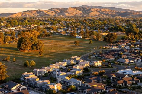 Photo of property in 4 Tucker Close, Leamington, Cambridge, 3432