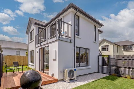 Photo of property in 1a Trist Place, Edgeware, Christchurch, 8013