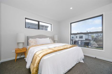 Photo of property in 14 Pohewa Road, Silverdale, 0932