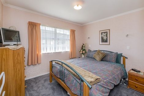 Photo of property in 550 Queen Street East, Levin, 5510