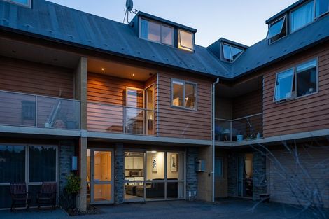 Photo of property in 8/43 Plantation Road, Wanaka, 9305