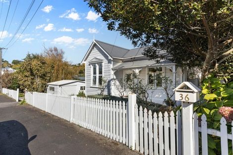 Photo of property in 36 Belt Road, Moturoa, New Plymouth, 4310