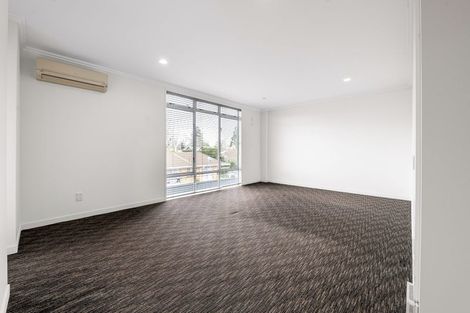 Photo of property in 2/22 Dawson Street, Hamilton East, Hamilton, 3216