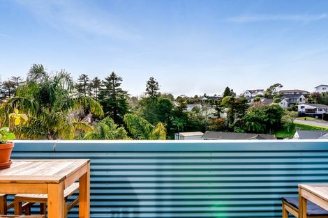 Photo of property in 10 Caledonia Place, Highlands Park, New Plymouth, 4312