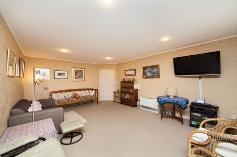 Photo of property in 12 Bendigo Street, Cloverlea, Palmerston North, 4412