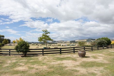 Photo of property in 28 Cowper Side Road, Dannevirke, 4976