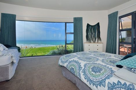 Photo of property in 225 Mahia East Coast Road, Mahia, 4198