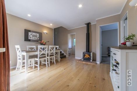 Photo of property in 5 Muriwai Road, Waimauku, 0812