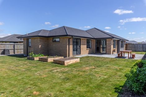 Photo of property in 35 Bradbury Avenue, Rolleston, 7614