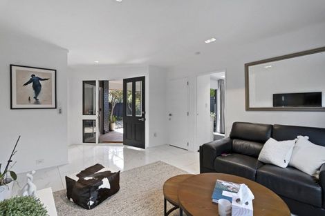 Photo of property in 102a Esplanade, Sumner, Christchurch, 8081