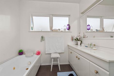 Photo of property in 14 Kereru Street, Maunu, Whangarei, 0110