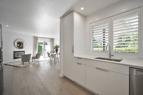 Photo of property in 42 Iona Road, Havelock North, 4130