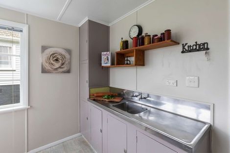 Photo of property in 15 Victory Place, Aramoho, Whanganui, 4500